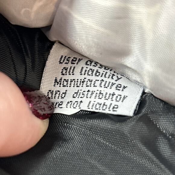 Revgear Boxing Gloves 12-OZ Pro Training Durable Black White - Picture 11 of 13